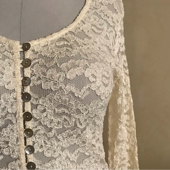 Cream All Lace Top - Picture 6 of 8